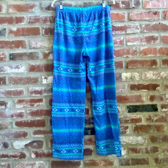 Cat & Jack Winter Pajamas Set, Pants and Top, Soft and Cozy, Size XL (16). - Picture 12 of 12